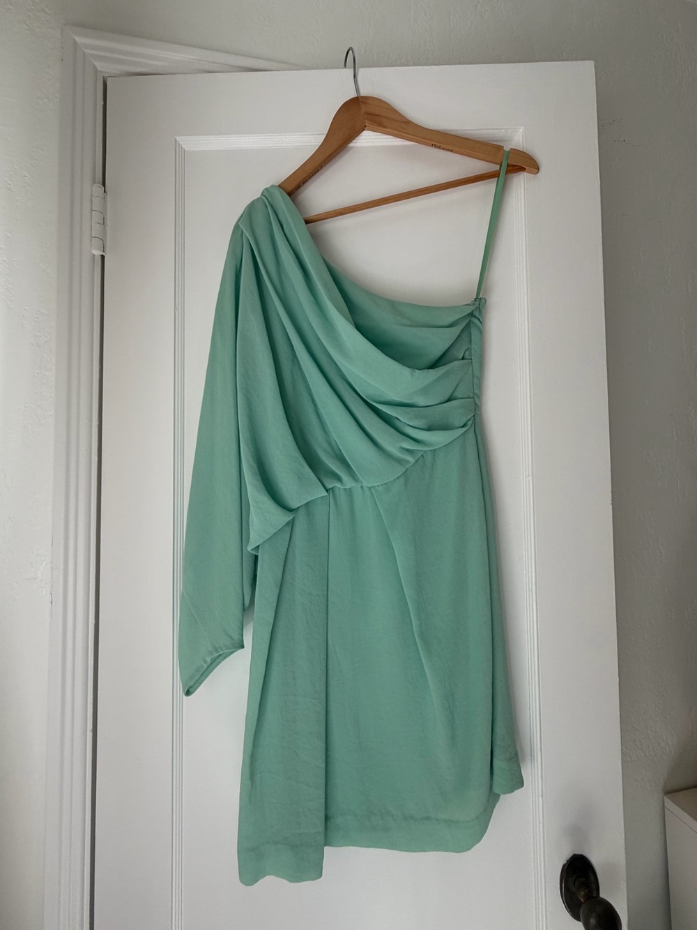 Diane von Furstenberg Asymmetrical One-Shoulder Dress – Mint Green, Size 6